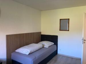 gemütliches und ruhiges Gästezimmer im Grünen