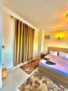 9 Pyramids & Sphinx View Apartment