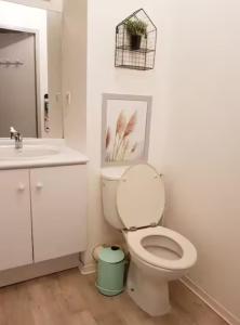 Studio côté Metro avec Piscine et Parking gratuit