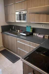 Appartement 3 Pièces Luxueux pour 6 Personnes avec Piscine Tennis Proche Paris