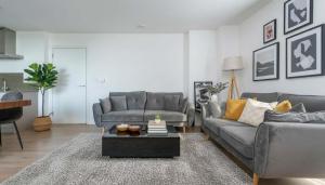 Bermondsey Premium Modern Flat