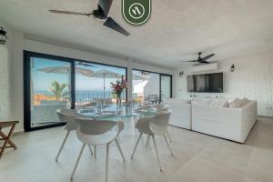 Oceanview 2 BR Unit- Steps Away From Beach - Pool