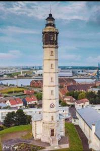 le phare et la courette