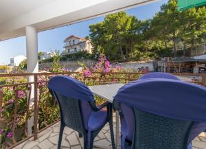 Apartment and Rooms Ive