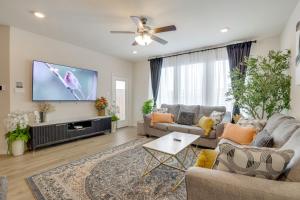 12 Mi to Dtwn McKinney Modern Gem with Patio and Yard