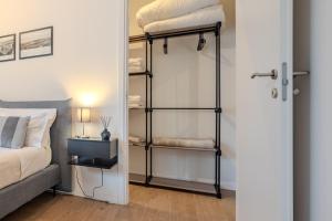 Verona East House & Garage