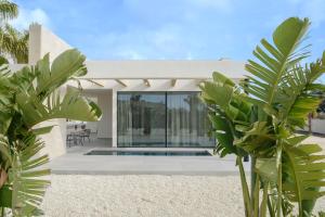 Villa Odette Avola - Heated Pool, Spa & Gym