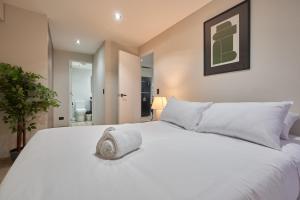 Charming 2BR with Balcony in Miraflores by Geko