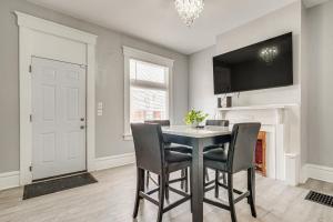 Walk to Trolley District Olde Towne East Retreat