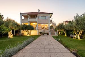 Azure Garden Retreat