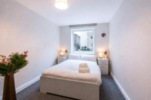 Modern 2BR Home in Bounds Green by MCPI Hosting, Perfect for Contractors & Families