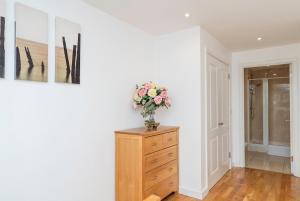 Beautiful and modern two bedroom two bathroom apartment