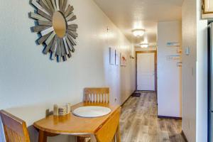 Relax & Unwind by the Sea! Unit in Ocean Shores