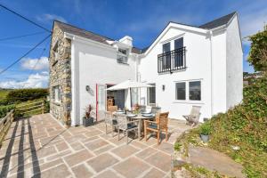 3 Bed in Abersoch oc-pentra