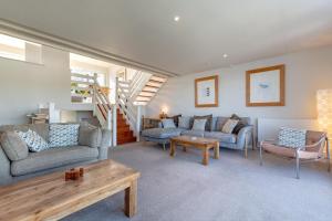 3 Bed in Saundersfoot oc-pw522a