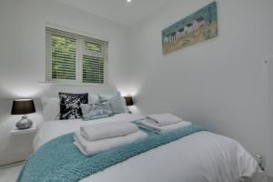 4 Bed in Saundersfoot oc-pw9073