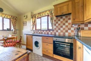 3 Bed in Caernarfon oc-wag262
