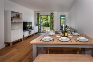 3 Bed in Abersoch oc-9penyb