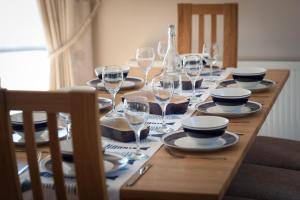 4 Bed in Abersoch oc-dolphb