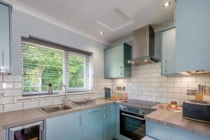 2 Bed in Llanbedrog oc-3glyny