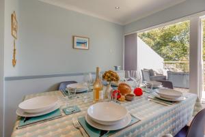 2 Bed in Llanbedrog oc-3glyny