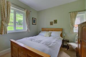 3 Bed in Llangollen oc-waf216