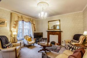 4 Bed in Pwllheli oc-northw