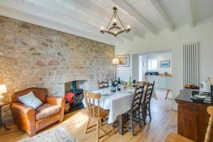 5 Bed in Gower oc-hh101