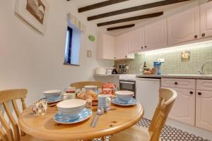 3 Bed in Kirkbymoorside oc-y100
