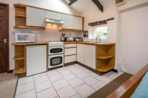 1 Bed in Llanbedrog oc-camell