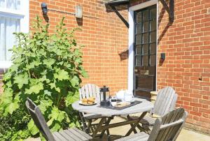 1 Bed in Southwold oc-fv2