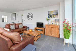 5 Bed in Pwllheli oc-dolwen