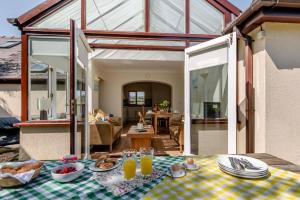 3 Bed in Saundersfoot oc-pw323b