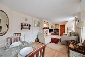 1 Bed in Woodbridge oc-ltd