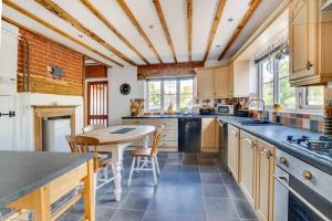 1 Bed in Benhall oc-2bg