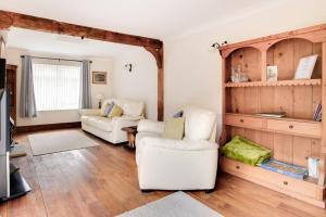 1 Bed in Benhall oc-2bg