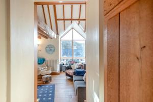 3 Bed in Little Haven oc-s34025