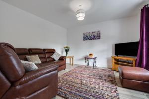3 Bed in Llanfynydd oc-pw9215