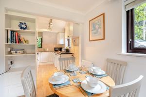 2 Bed in Stone Cross oc-g33059