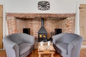 4 Bed in Saxmundham oc-oth