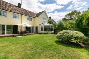 4 Bed in Hacheston oc-hac
