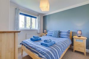 3 Bed in Southwold oc-fie2