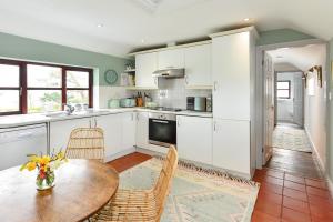 2 Bed in Pwllheli oc-trefae