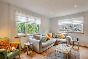 3 Bed in Acton oc-c28929