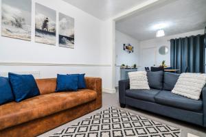 2 Bedroom 5 Single Beds WiFi