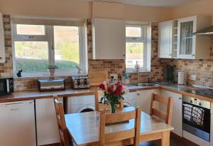 1 Bed in Mumbles oc-hh504