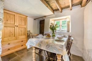 2 Bed in Marhamchurch oc-c32382