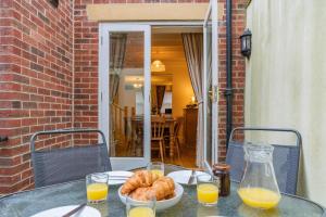 3 Bed in Whitby oc-l30531