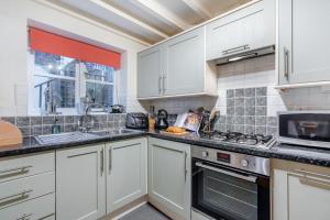 3 Bed in Whitby oc-l30531