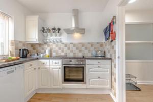 2 Bed in Saundersfoot oc-pw9255